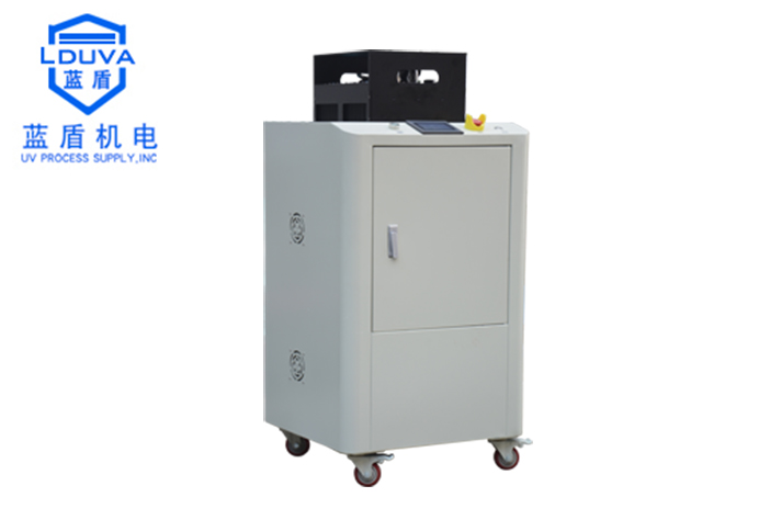 uv固化設(shè)備水冷機(jī)和風(fēng)冷機(jī)區(qū)別在那？